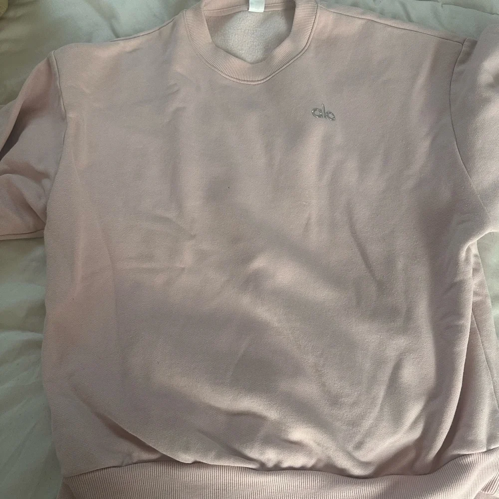 Alo Accolade Sweatsuit in Pink Quartz size small